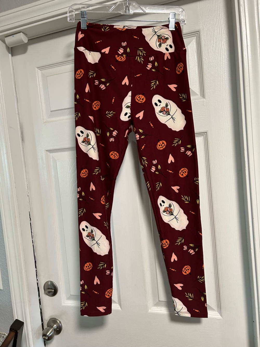 LuLaRoe Maroon Leggings with Ghost and Pumpkin Print